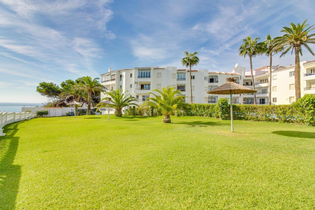 Las Palmeras 3, เนร์คา ภายนอก รูปภาพ